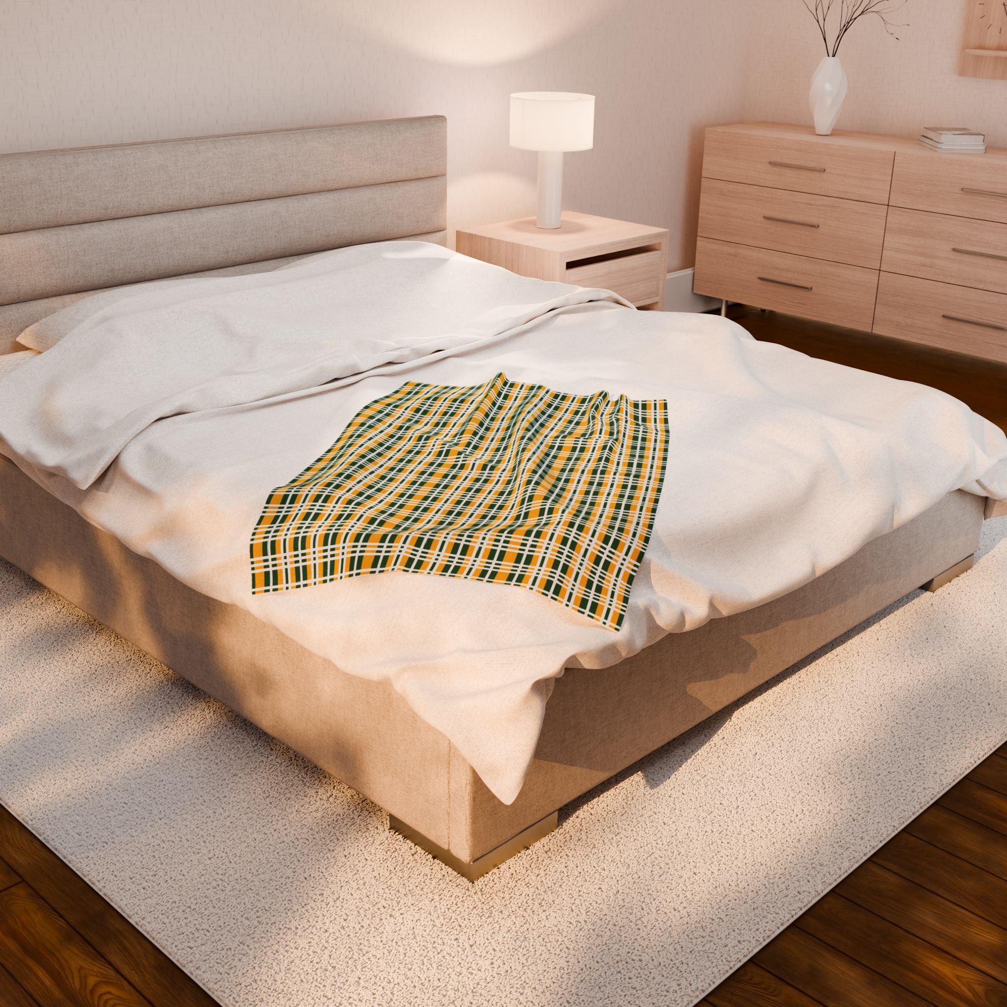 Cozy Velveteen Plush Blanket for GMU Fans, Soft Throw, Year-Round Comfort, Holiday Gift, Home Decor, Warm Lounge Essential
