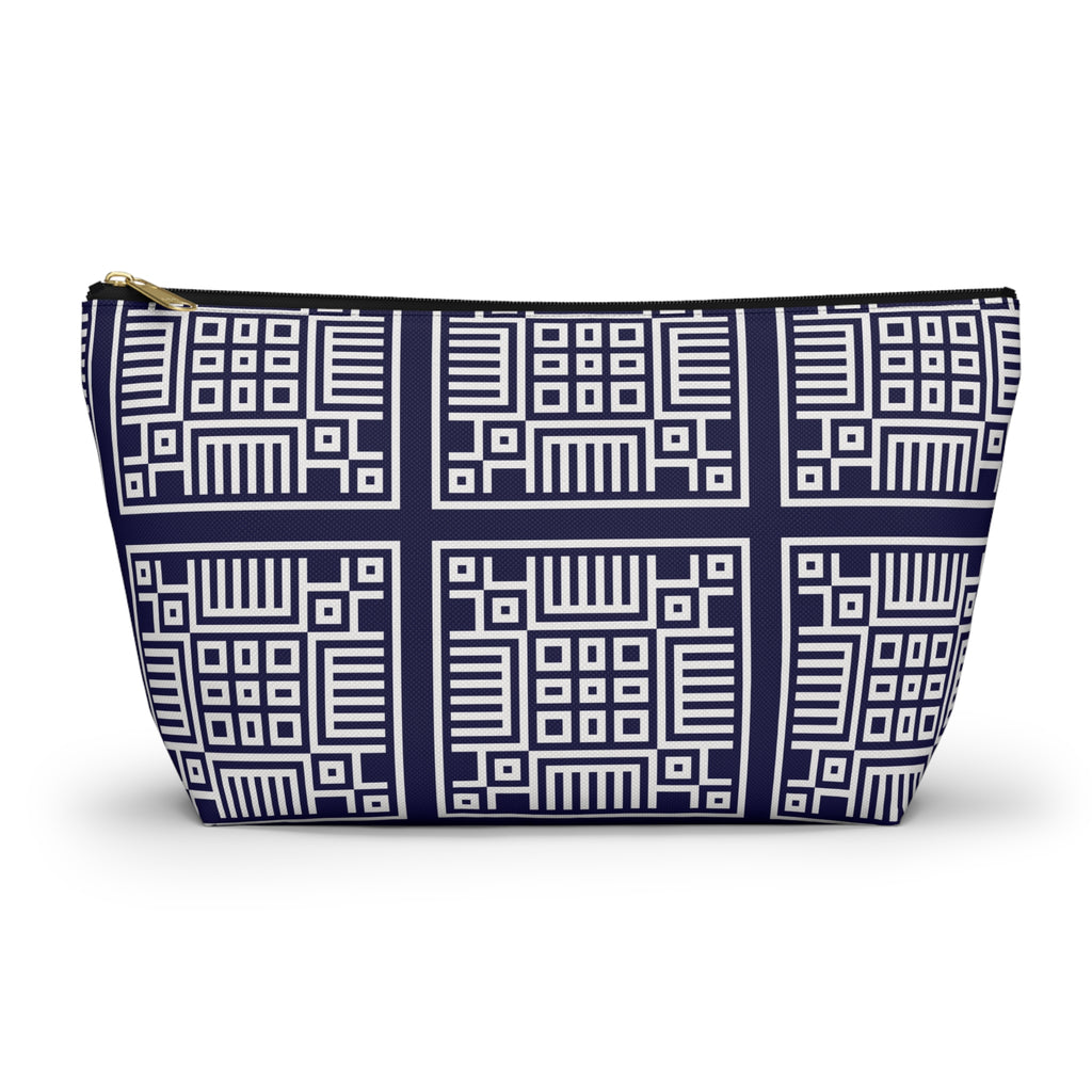 Stylish Accessory Pouch, Cosmetic Bag, Travel Organizer, Gift for Her, Modern Design, Everyday Essentials
