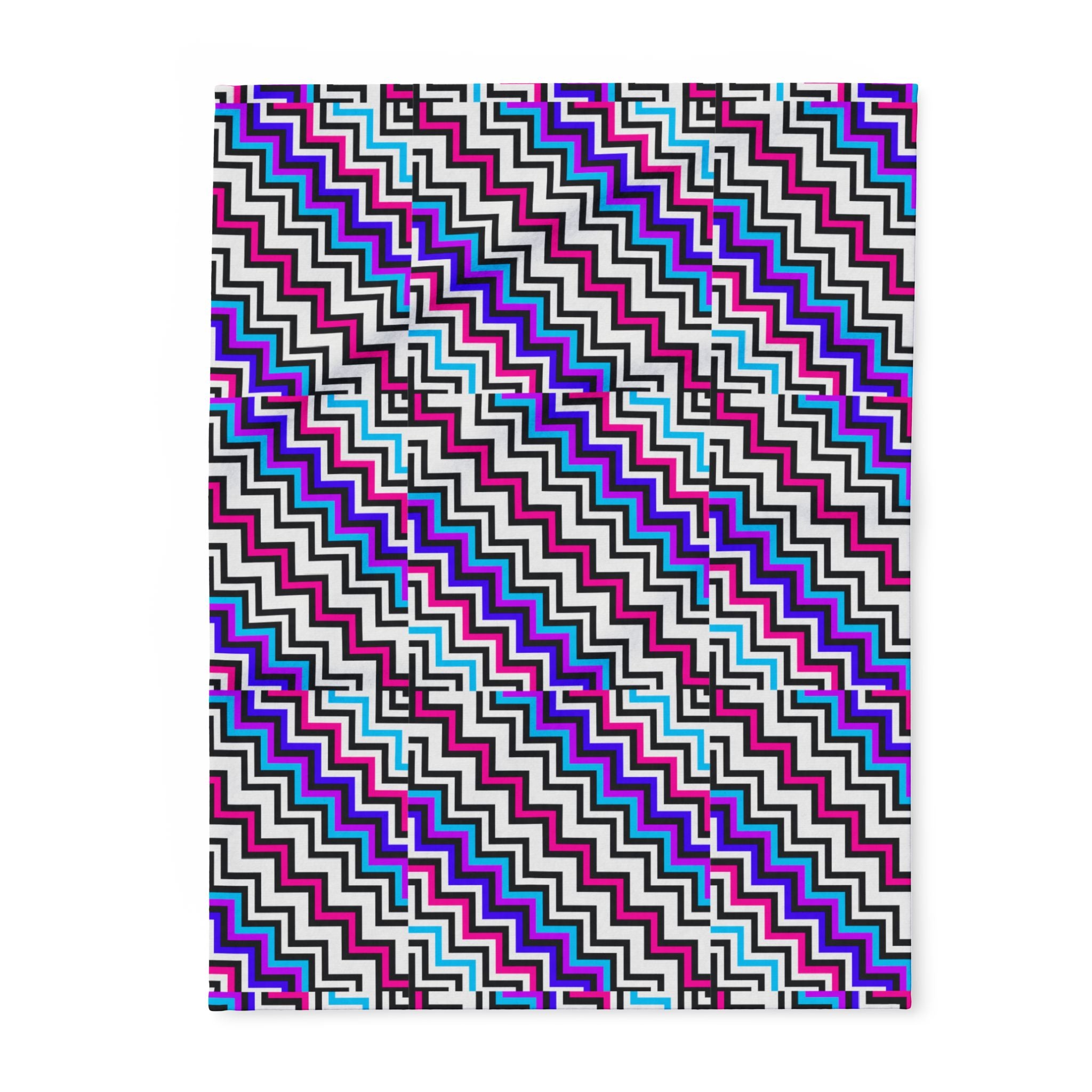 Colorful Zigzag Arctic Fleece Blanket - Cozy Throw for Home Decor, Gift, Indoor/Outdoor Use, Vibrant Bedding, Warm Layer