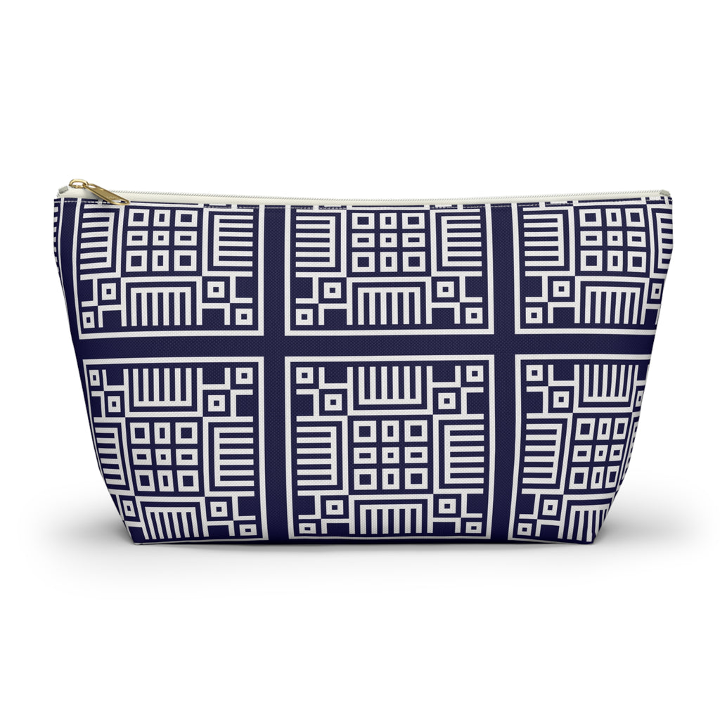 Stylish Accessory Pouch, Cosmetic Bag, Travel Organizer, Gift for Her, Modern Design, Everyday Essentials