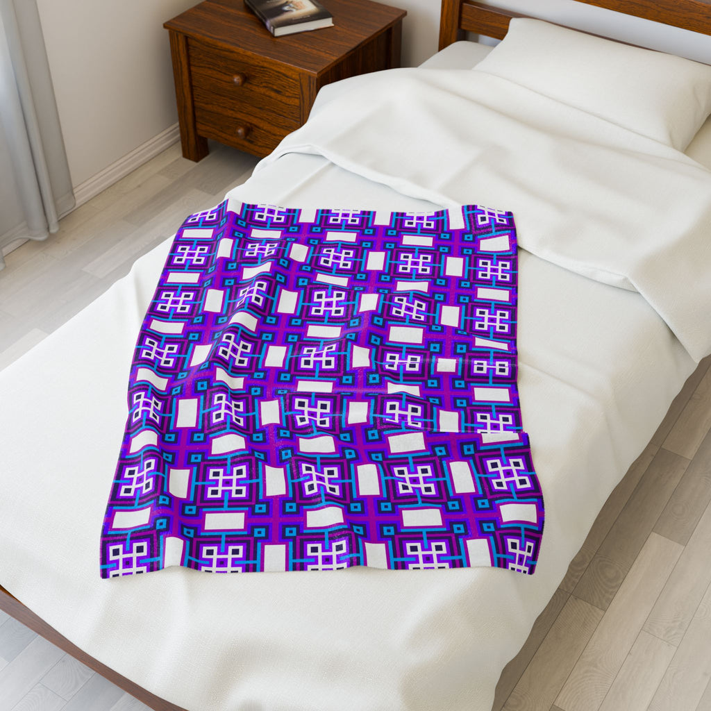 Vibrant Geometric Plush Blanket - Cozy Home Decor, Gift for Her, Unique Throw for Kids, Comfortable Lounge Accessory, Warm Soft Blanket