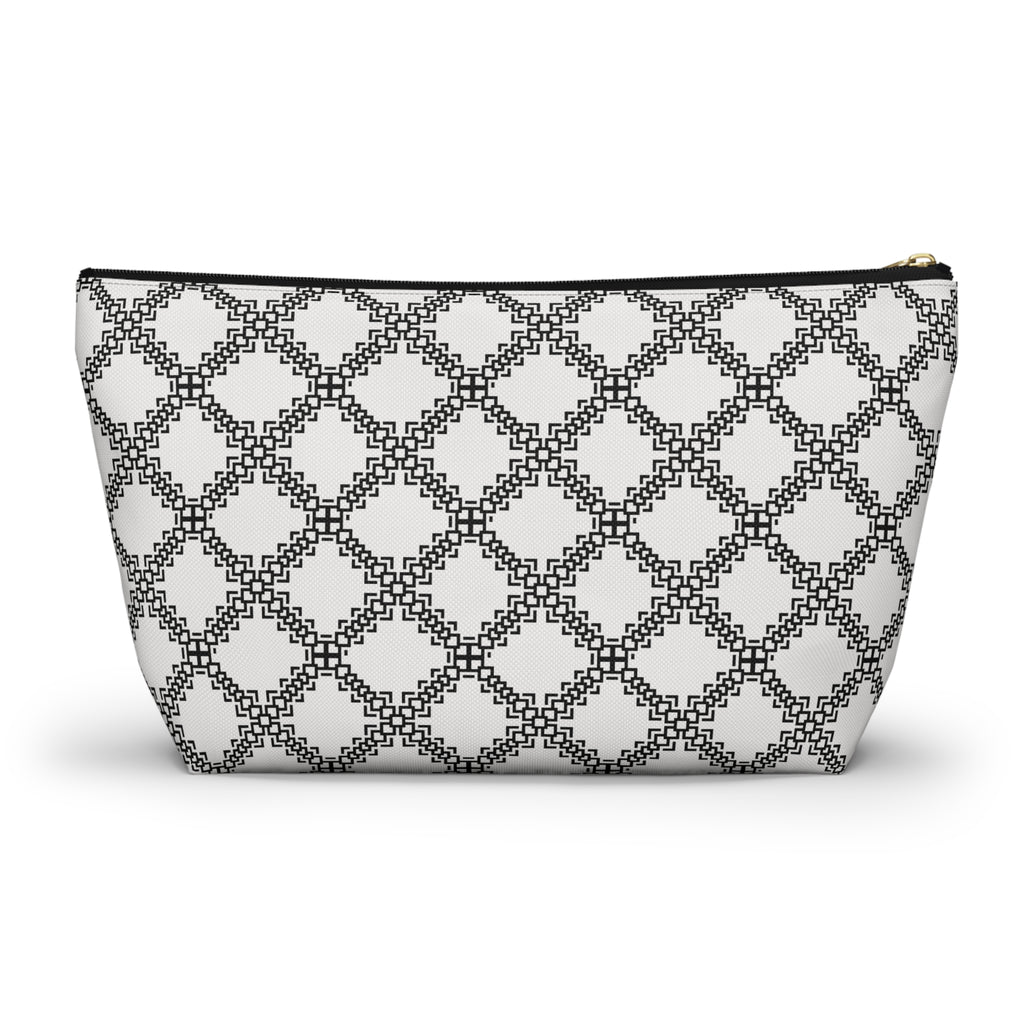 Chic Accessory Pouch - Stylish Makeup Bag, Travel Organizer, Gift for Her, Minimalist Storage, Trendy Cosmetic Bag