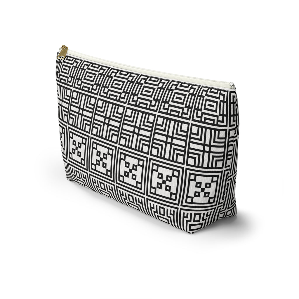 Chic Geometric Accessory Pouch - Perfect for Travel, Makeup, or Everyday Use, Stylish Gift for Friends and Family