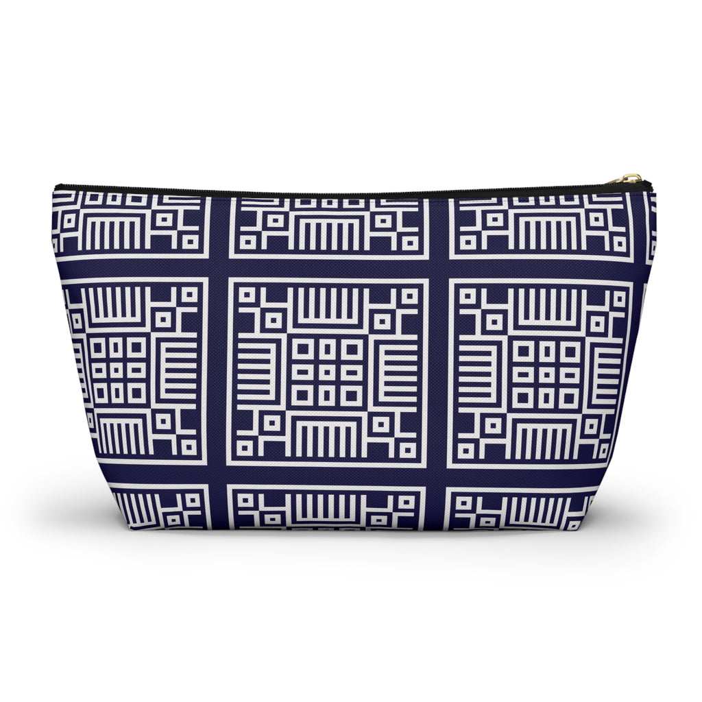 Stylish Accessory Pouch, Cosmetic Bag, Travel Organizer, Gift for Her, Modern Design, Everyday Essentials