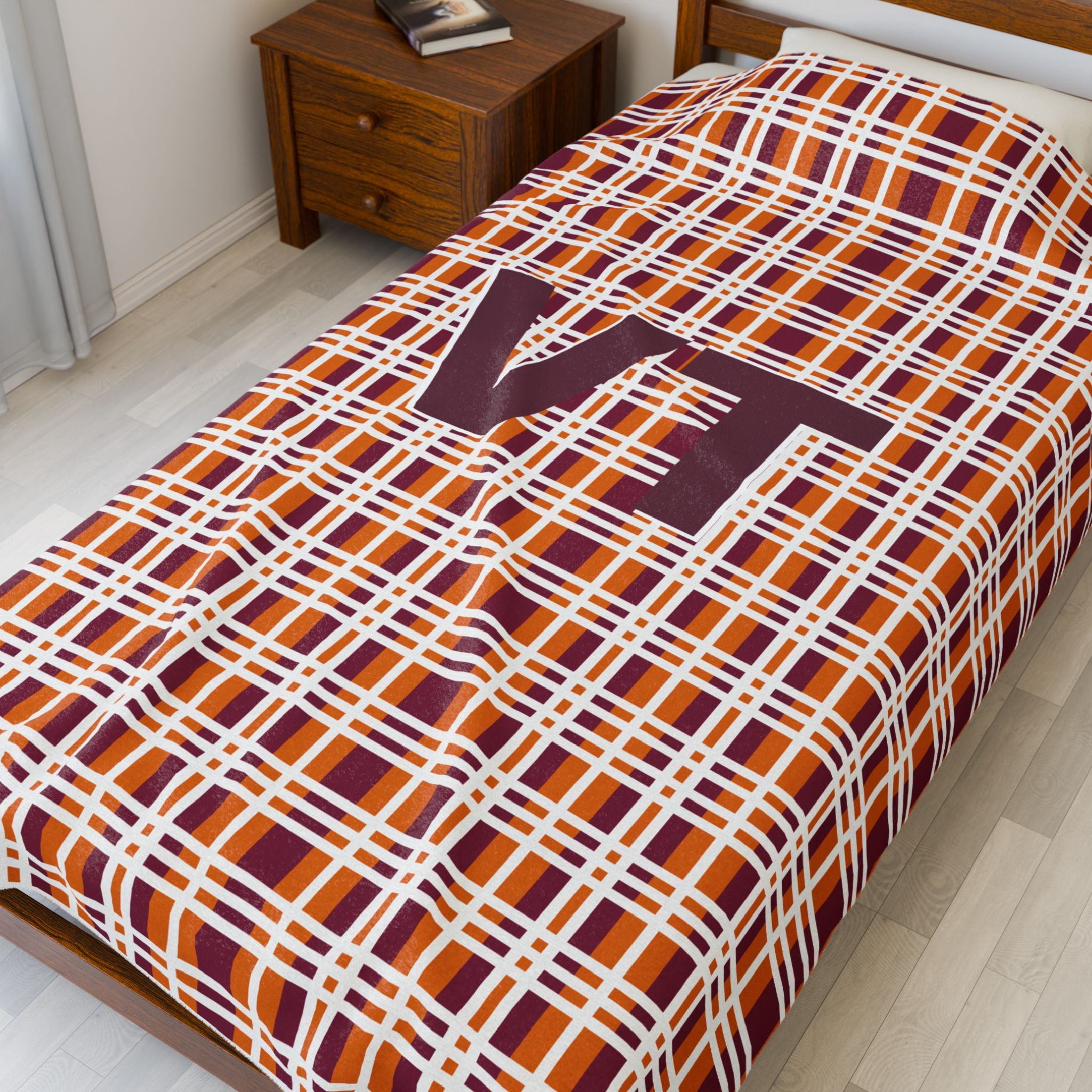 VT Monogram Velveteen Plush Blanket, Cozy Throw for Home, Personalized Gift for Graduates, Snuggle Up for Winter