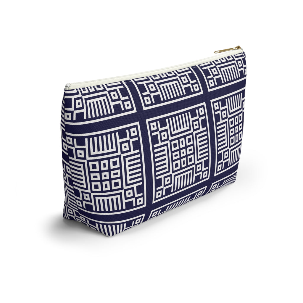 Stylish Accessory Pouch, Cosmetic Bag, Travel Organizer, Gift for Her, Modern Design, Everyday Essentials