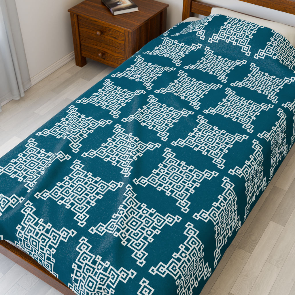 Cozy Velveteen Plush Blanket for All Seasons, Soft Throw, Perfect Gift for Home Decor, Snuggle Time, Holiday Comfort