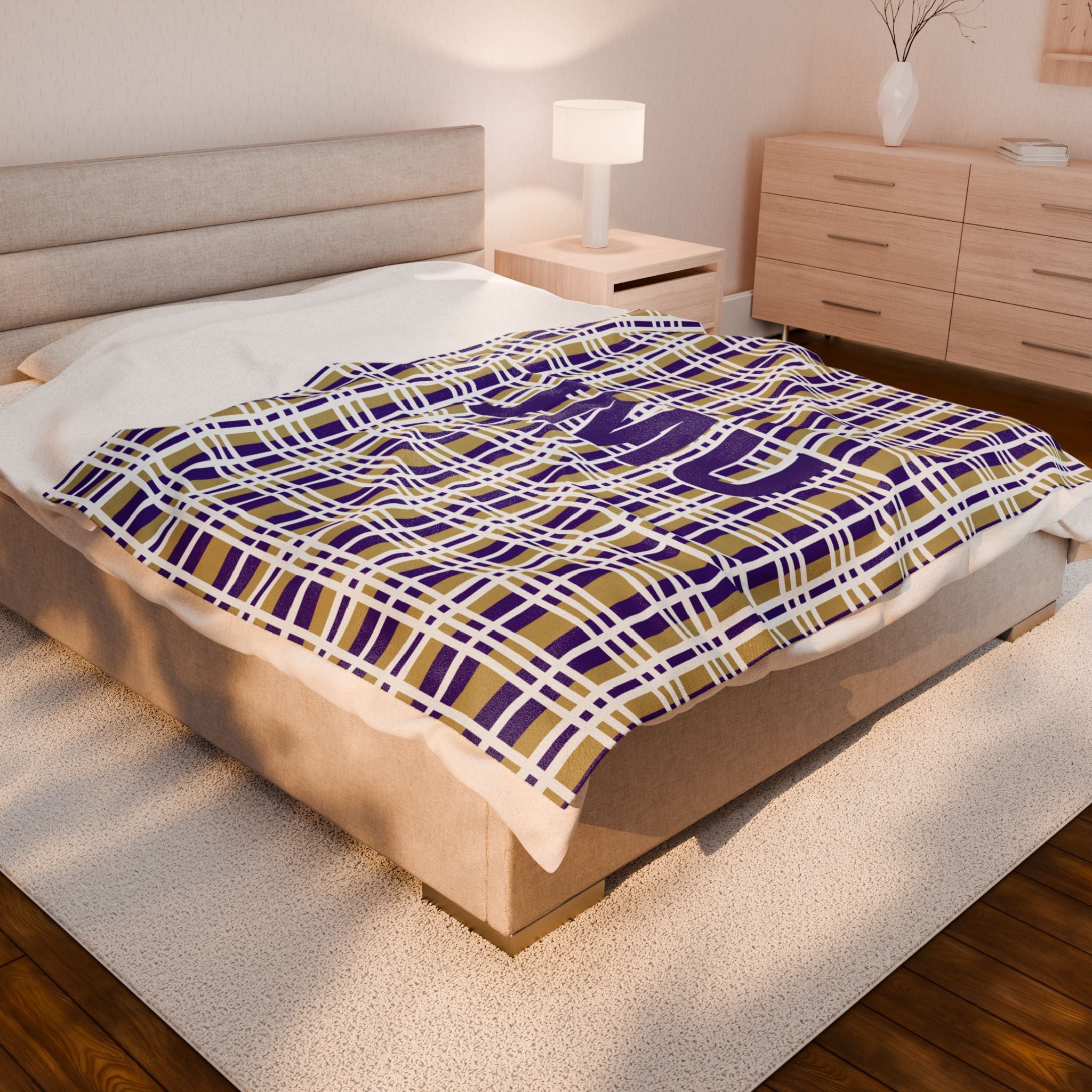 Cozy Velveteen Plush Blanket, Perfect for Gifting, Home Decor, Living Room Accents, Stylish Throws, Birthdays & Holidays