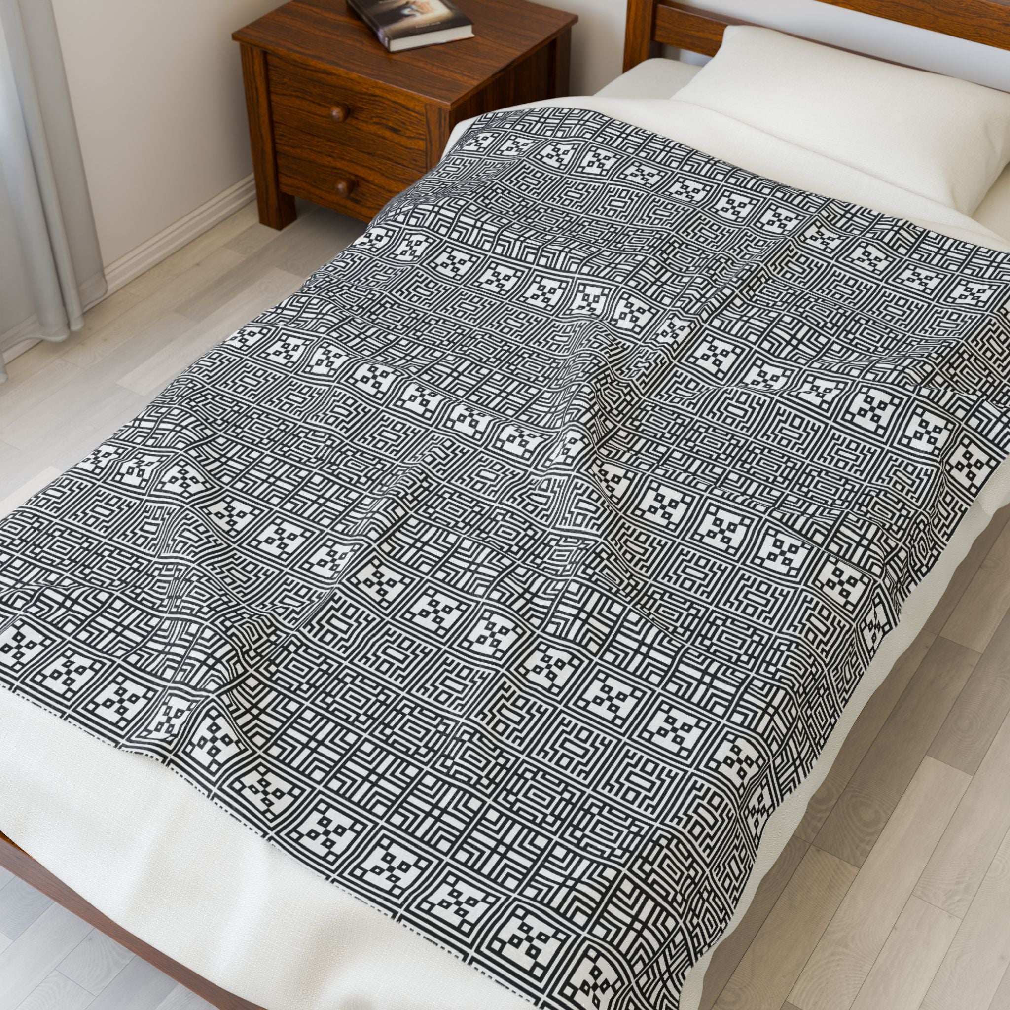 Cozy Velveteen Plush Blanket for Comfort and Style, Soft Throw Blanket, Warm Home Decor, Perfect Gift, Winter Essential
