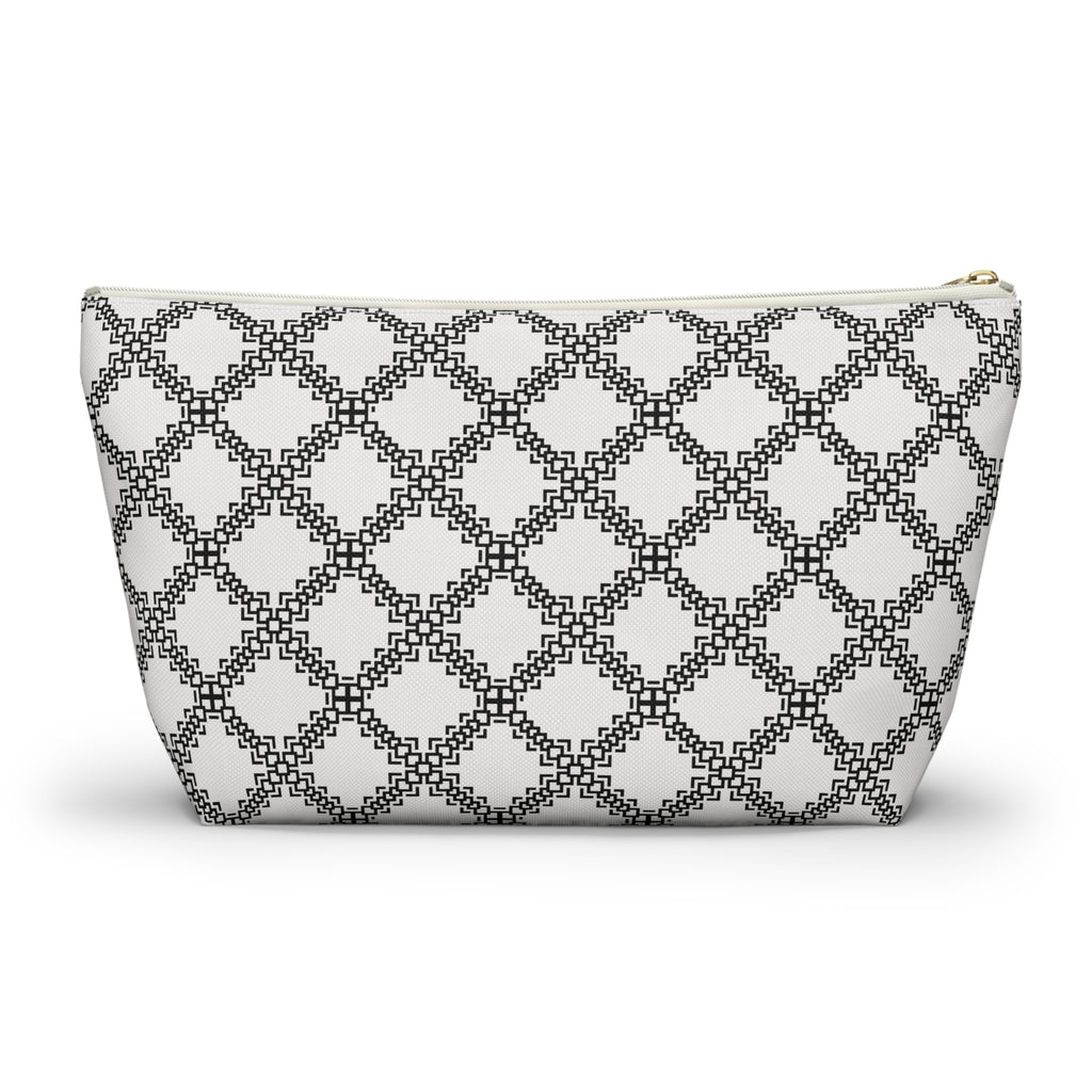 Chic Accessory Pouch - Stylish Makeup Bag, Travel Organizer, Gift for Her, Minimalist Storage, Trendy Cosmetic Bag