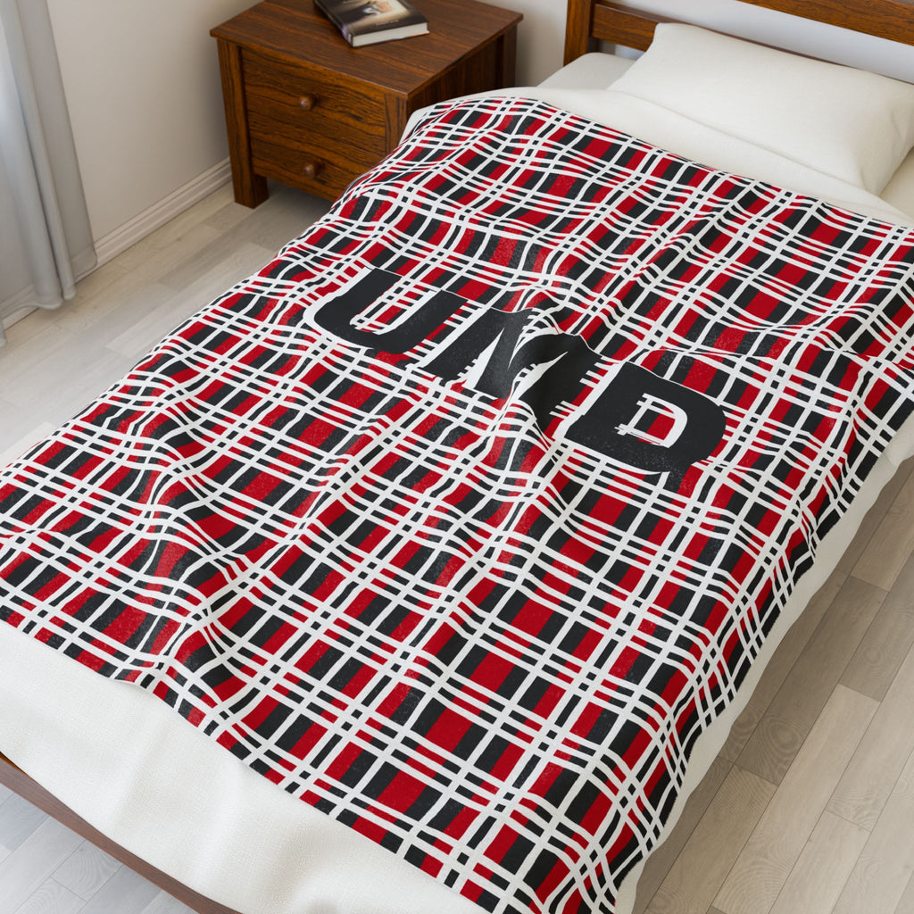 Cozy Personalized Velveteen Plush Blanket, Warm Throw, Soft Home Décor, Perfect Gift for Holidays, UMD Plaid Design