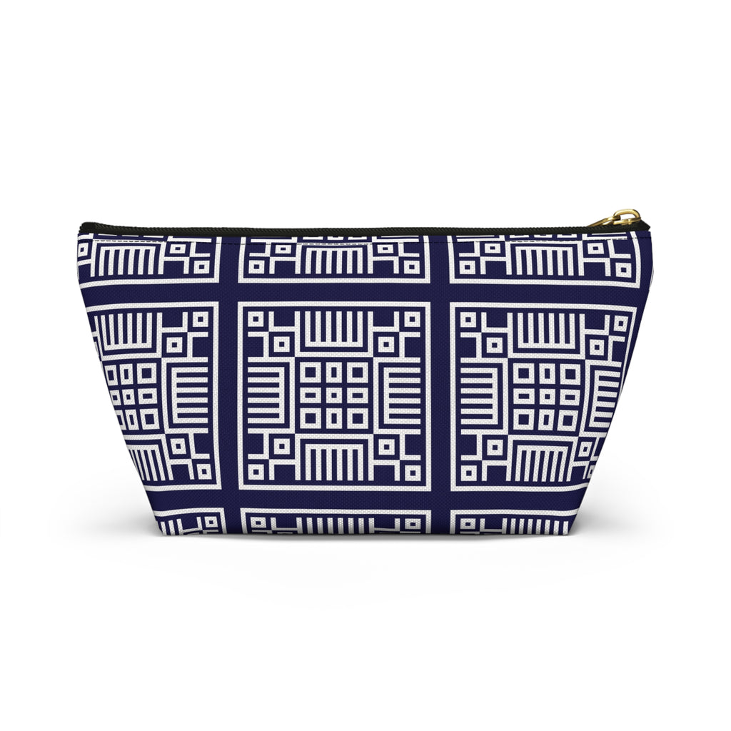 Stylish Accessory Pouch, Cosmetic Bag, Travel Organizer, Gift for Her, Modern Design, Everyday Essentials
