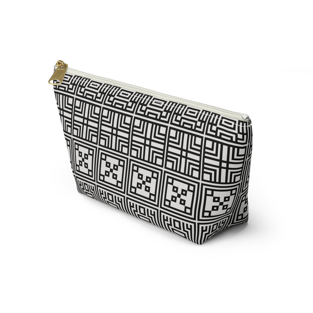 Chic Geometric Accessory Pouch - Perfect for Travel, Makeup, or Everyday Use, Stylish Gift for Friends and Family